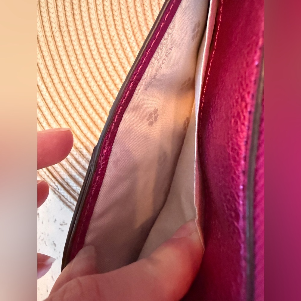 NWT Kate spade Metallic Hot Pink Small Wristlet with exterior card Id Slot - Picture 7 of 15
